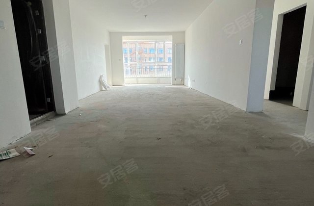 蔚蓝家园3室2厅148㎡145万二手房图片
