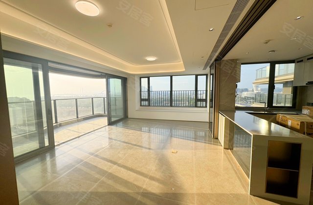 滨海润府4室2厅143㎡425万二手房图片