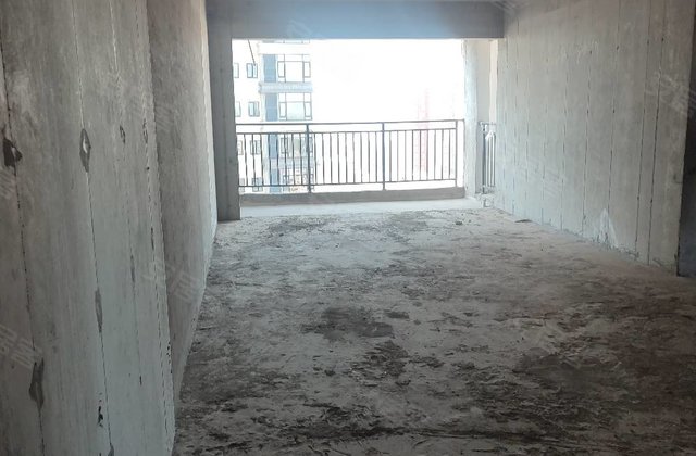 金域新时代3室2厅118㎡54.8万二手房图片