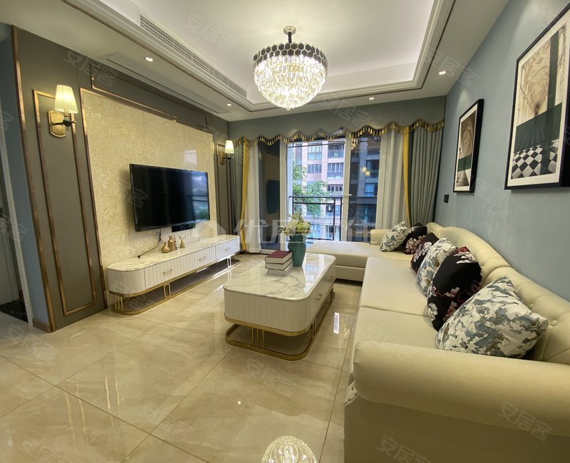 绿地城精装三房户型方正