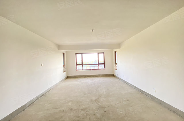 奥体公园三号4室2厅168.7㎡143万二手房图片