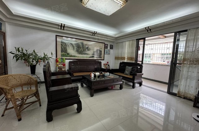 中华新城5室3厅243㎡138万二手房图片