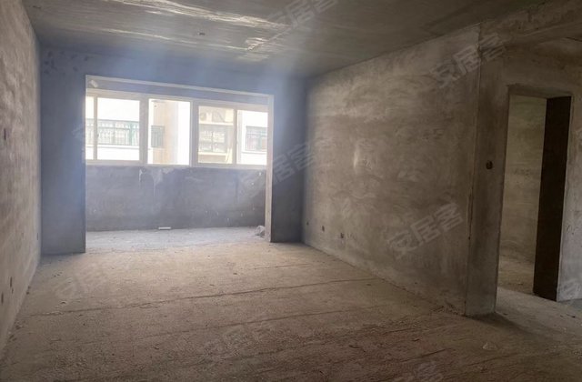 宁城华府3室2厅136㎡36万二手房图片