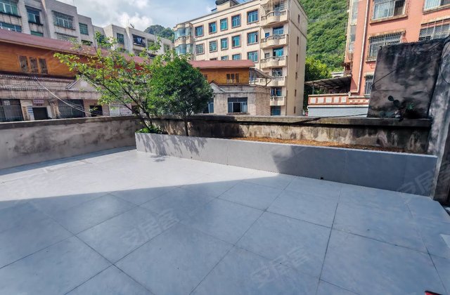 荷城花园3室2厅92㎡45.8万二手房图片