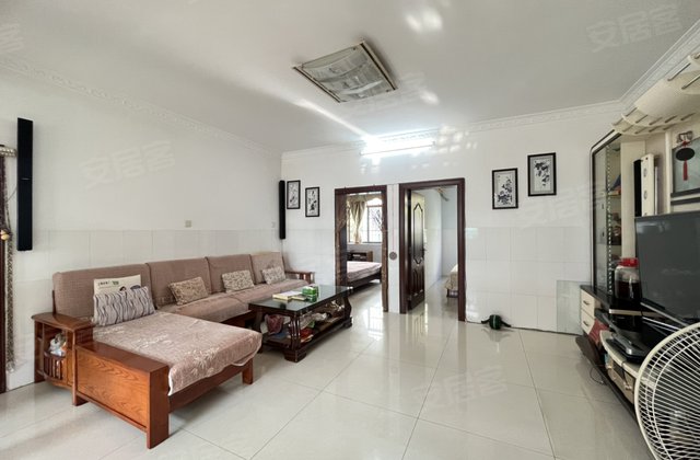 百色市水利电力建筑工程处小区3室2厅120㎡39万二手房图片