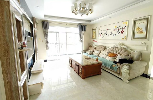 麒麟华府4室2厅135㎡55万二手房图片