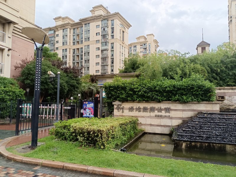 绿地崴廉公寓,东靖路2250弄-上海绿地崴廉公寓二手房,租房,房价-上海