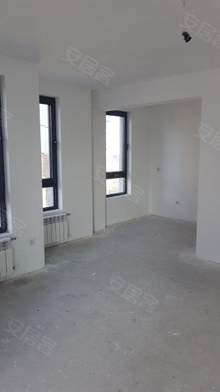保加利亚约¥126万Apartment for sale, Бъкстон/Bakston, in Sofia, Bul二手房公寓图片