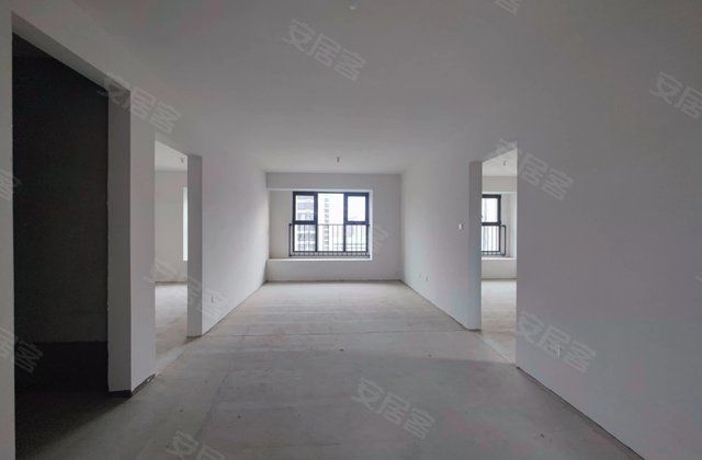 华远和府二期4室2厅117㎡80万二手房图片