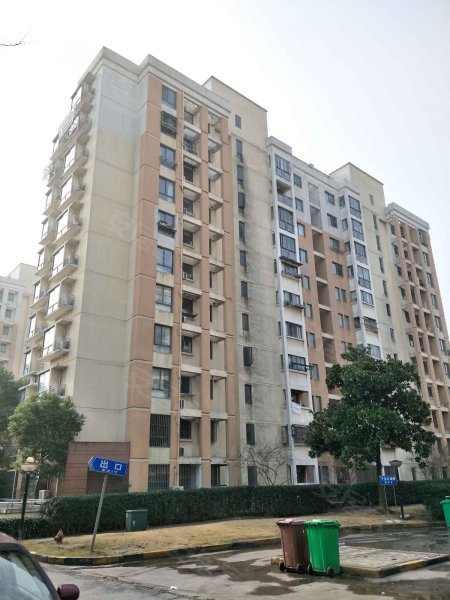 世博家园十一街坊 