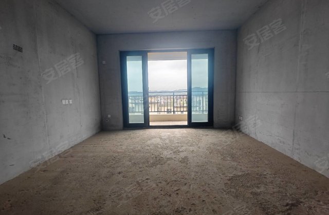 碧桂园天樾4室2厅118㎡48万二手房图片