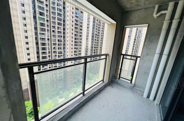 深源金紫名邦3室2厅97㎡135.8万二手房图片