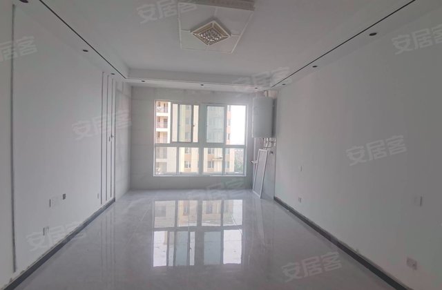 西城名都3室2厅121㎡39万二手房图片