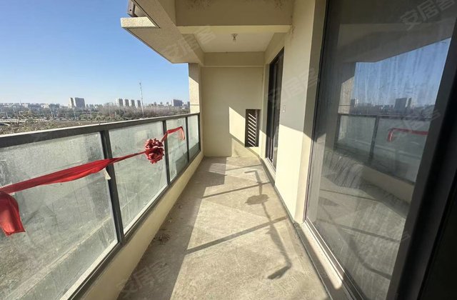 成美铂悦府3室2厅119㎡85万二手房图片