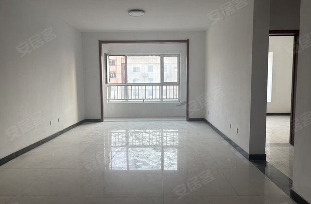 县委县府家属院2室2厅100㎡41万二手房图片