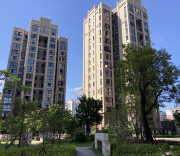 东升新城三区 正南朝向 商业配套成熟 出行方便