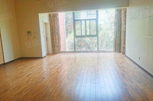 康泰园6室2厅237.36㎡265万二手房图片