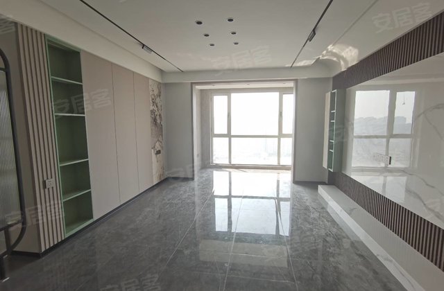 坪山文昌阁3室2厅126㎡70.5万二手房图片