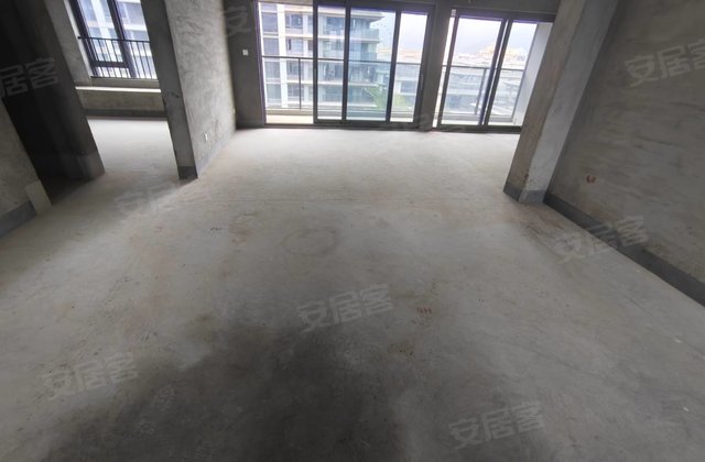 湖滨壹号4室2厅125㎡288万二手房图片