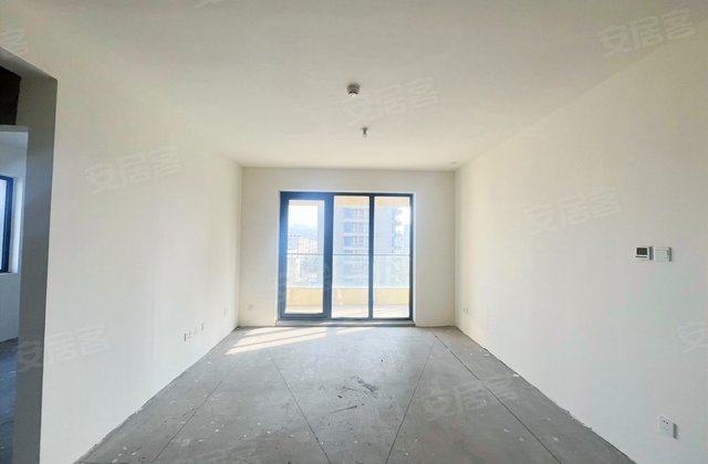 越秀天悦海湾(北区)3室2厅119㎡168万二手房图片