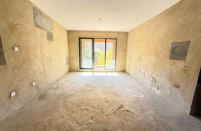 佳兆业壹号公馆3室2厅136㎡130万二手房图片