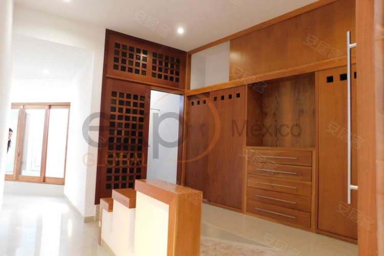 墨西哥约¥487万出售的房子坎昆，麦格纳别墅开发的优秀二手房公寓图片