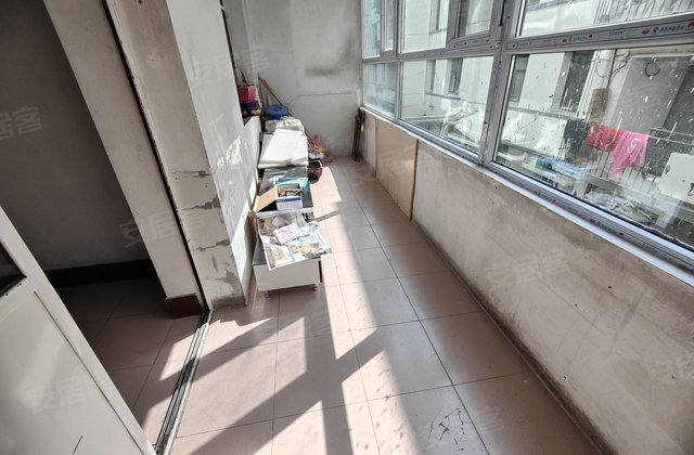 青海大学(藏医学院校区)家属院3室1厅79.8㎡77万二手房图片