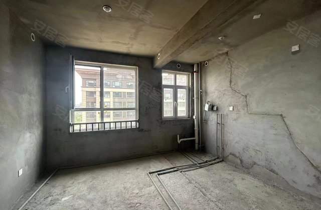 清华玖号院4室2厅188.39㎡200万二手房图片