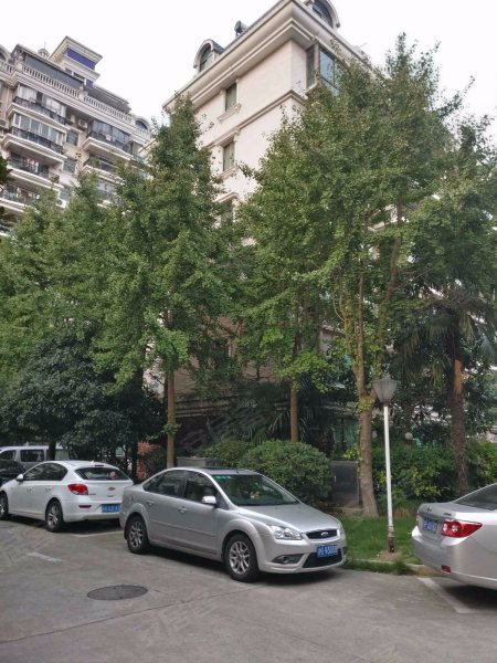 日月新殿(西区) 