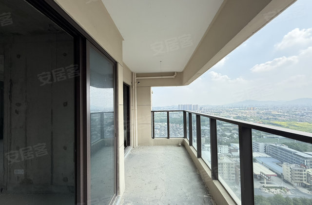 半岛明珠3室2厅98㎡57.8万二手房图片