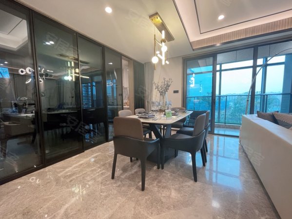 欣龙江南府3室2厅2卫108㎡南68万