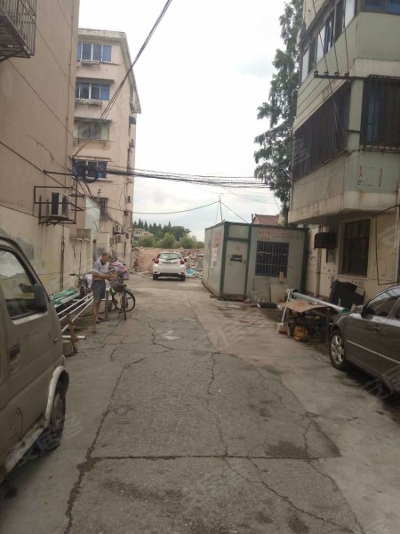 南大路118弄小区 