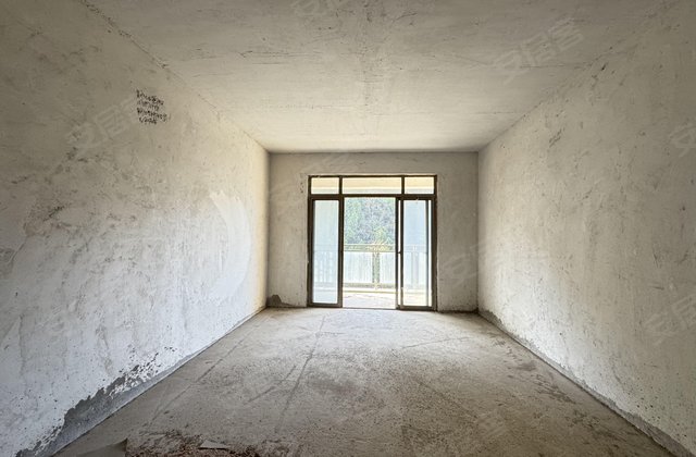 逸景高山2室1厅82.98㎡25.8万二手房图片