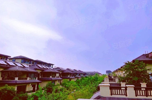 海南臻园(别墅)3室2厅83㎡150万二手房图片