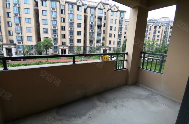 志城江山郡3室2厅108.56㎡43.8万二手房图片