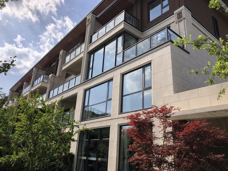 青特地铁花屿城