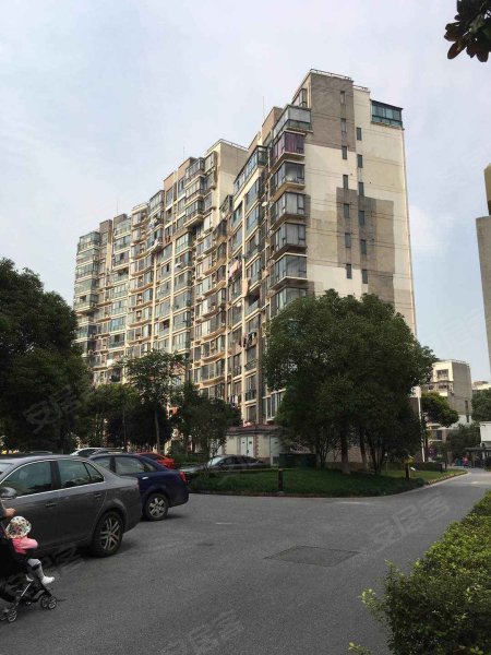 金地格林春岸城 