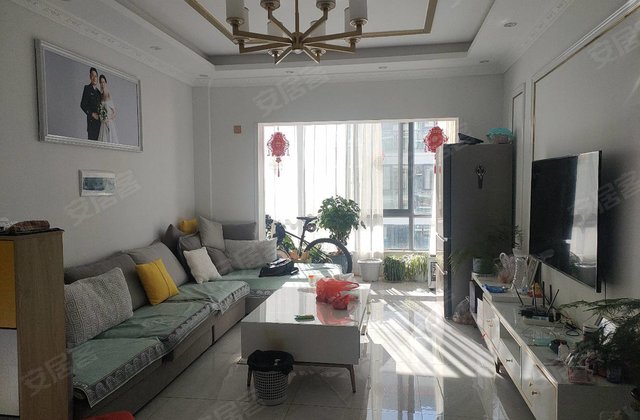 6分三信古城祥和商业广场庆云路翡翠茗苑2011年建造共5层南北142㎡4室