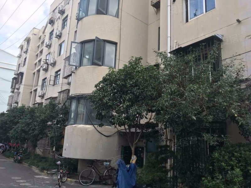 胶东路657弄小区 