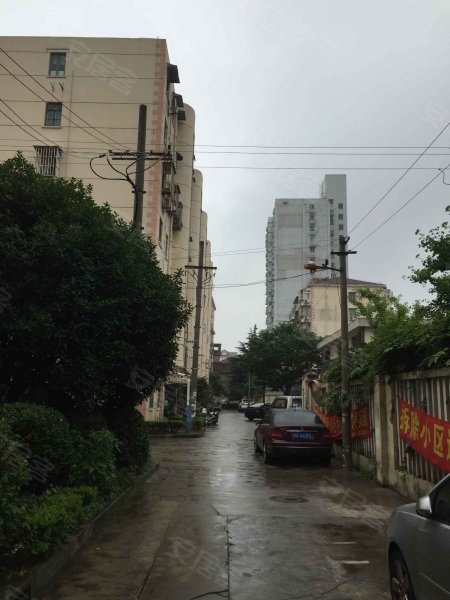 浦三路635弄小区 