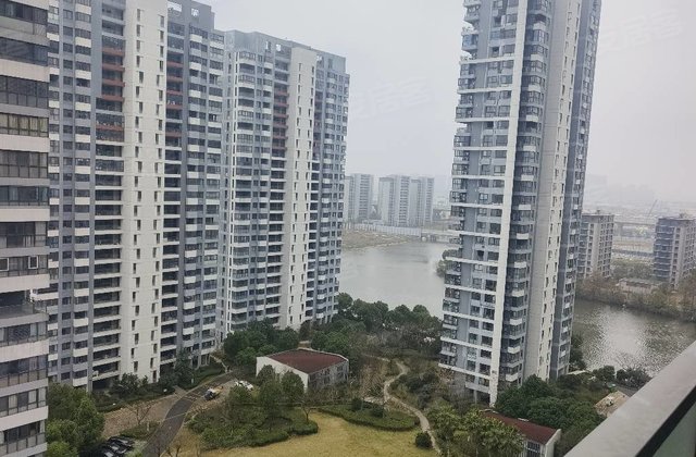 长业天悦城3室2厅94㎡115万二手房图片