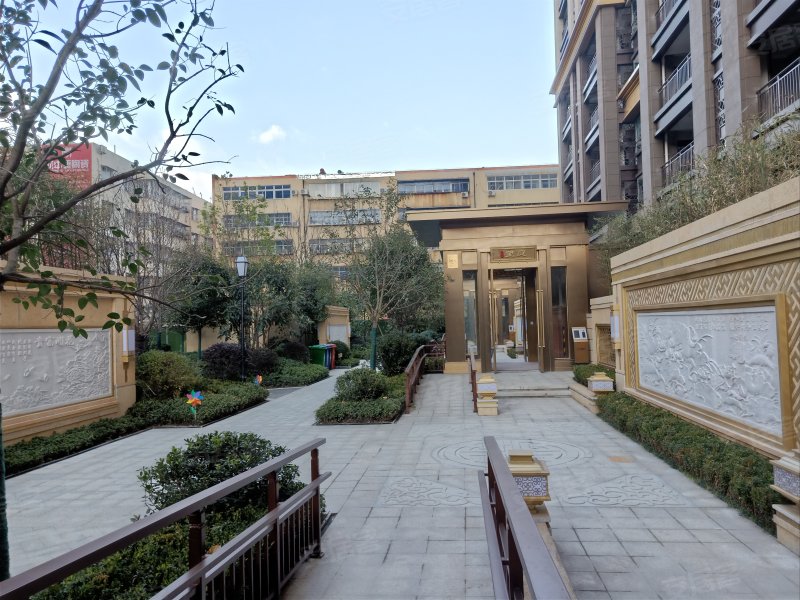 东正颐和府(卧龙)