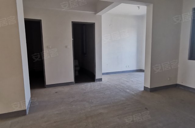 白鹭金湾3室2厅129㎡166万二手房图片