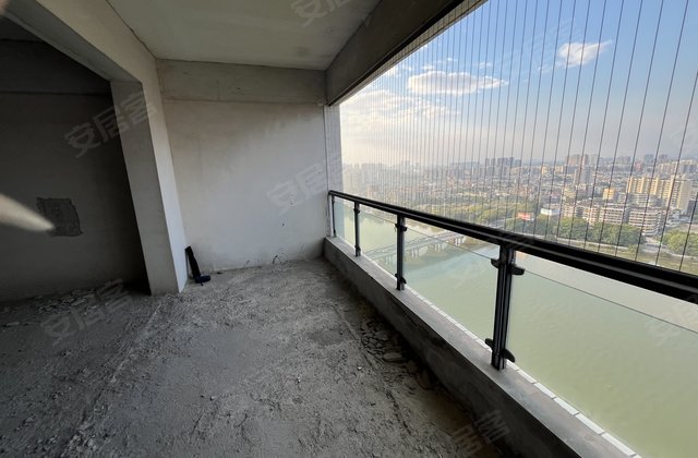 江南新城三期4室2厅178.62㎡85万二手房图片