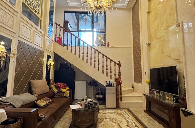 金沙湾vip公寓6室4厅275㎡95万二手房图片