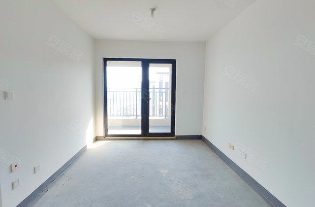 卓越蔚蓝郡3室2厅89㎡55万二手房图片