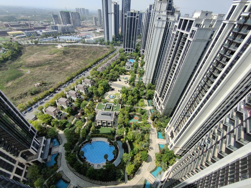 蔚蓝卡地亚花园城