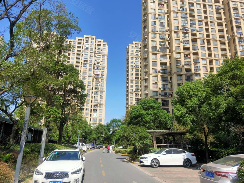 宝华北岸郡庭(公寓住宅)