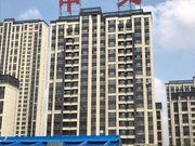 诚心出售 大众中央公园 次新小区 集中供暖 中间楼层采光好