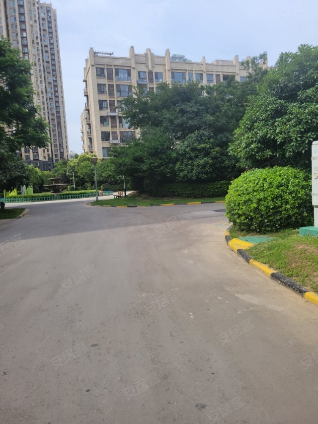 徐州房产网>徐州二手房>泉山二手房>西苑二手房>鑫苑景城>